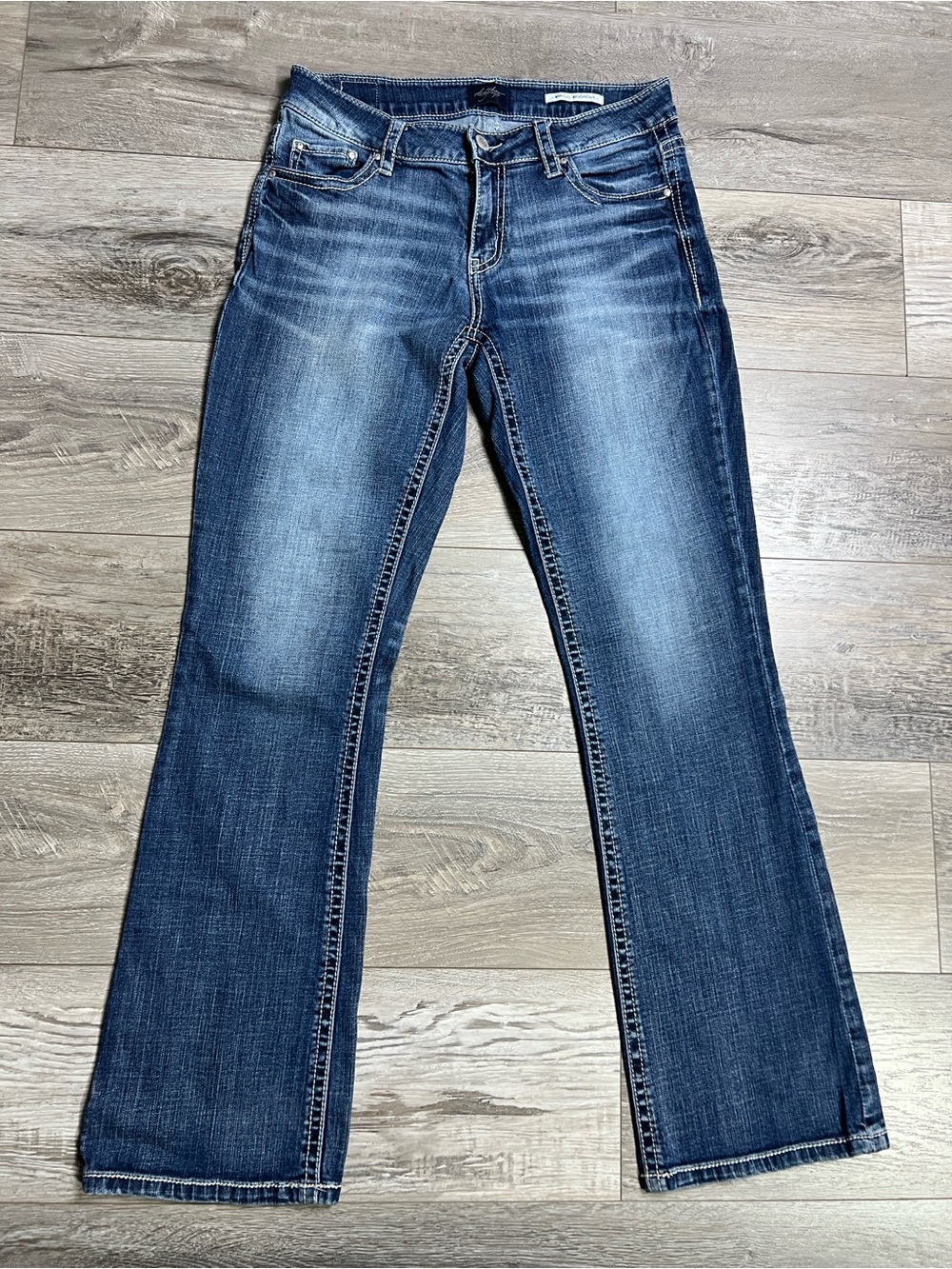 Daytrip Virgo Bootcut Jeans Women’s Size 29L Medium Wash Stretch